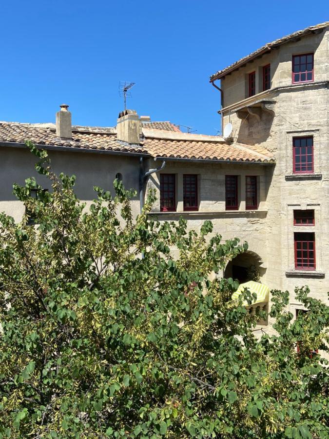 Appartement A 50 M De La Place Aux Herbes Юзес Екстер'єр фото